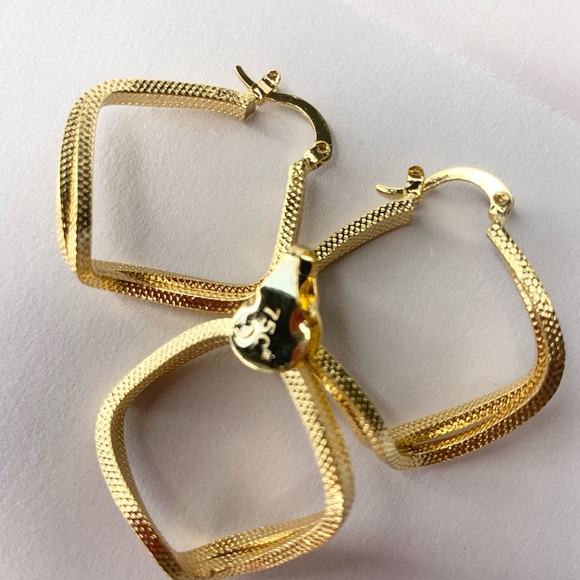 Gold Plated Earrings and Pendant Set Long Lasting - Picture 2 of 3